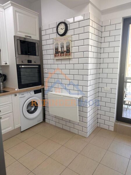 Decebal vanzare 2 camere cu loc parcare subteran inclus 60mp